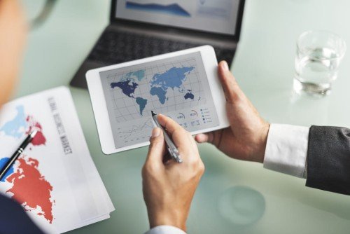 How Proofreading and Editing Shape Geopolitical Reporting